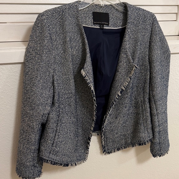 Banana Republic Women's Gray Tweed Blazer - Picture 2 of 6